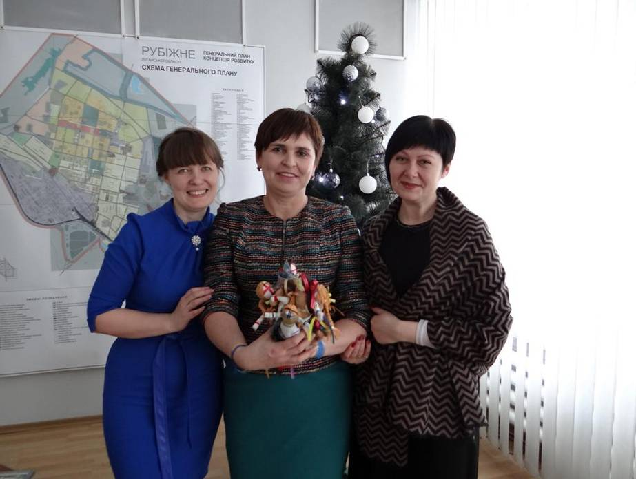 Голова Т.Я.Слюз з начальниками територіальних управлінь м. Рубіжне