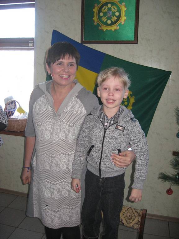 зустрічі дітлахів з Слюз Т.  у ДКСУ в Новоайдарському районі